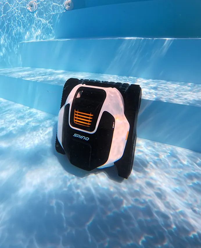"Tellement facile à utiliser : il suffit de le charger, de le connecter à l’application et de le mettre dans la piscine. "